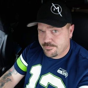 Meet your Posher, André